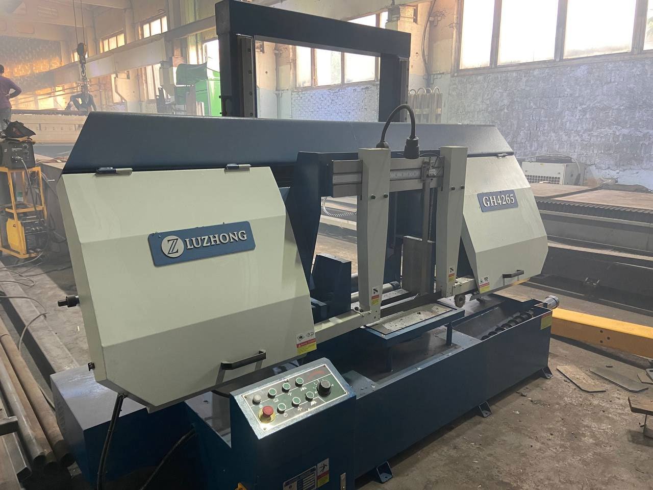 Услуги ленточнопильной резки металла