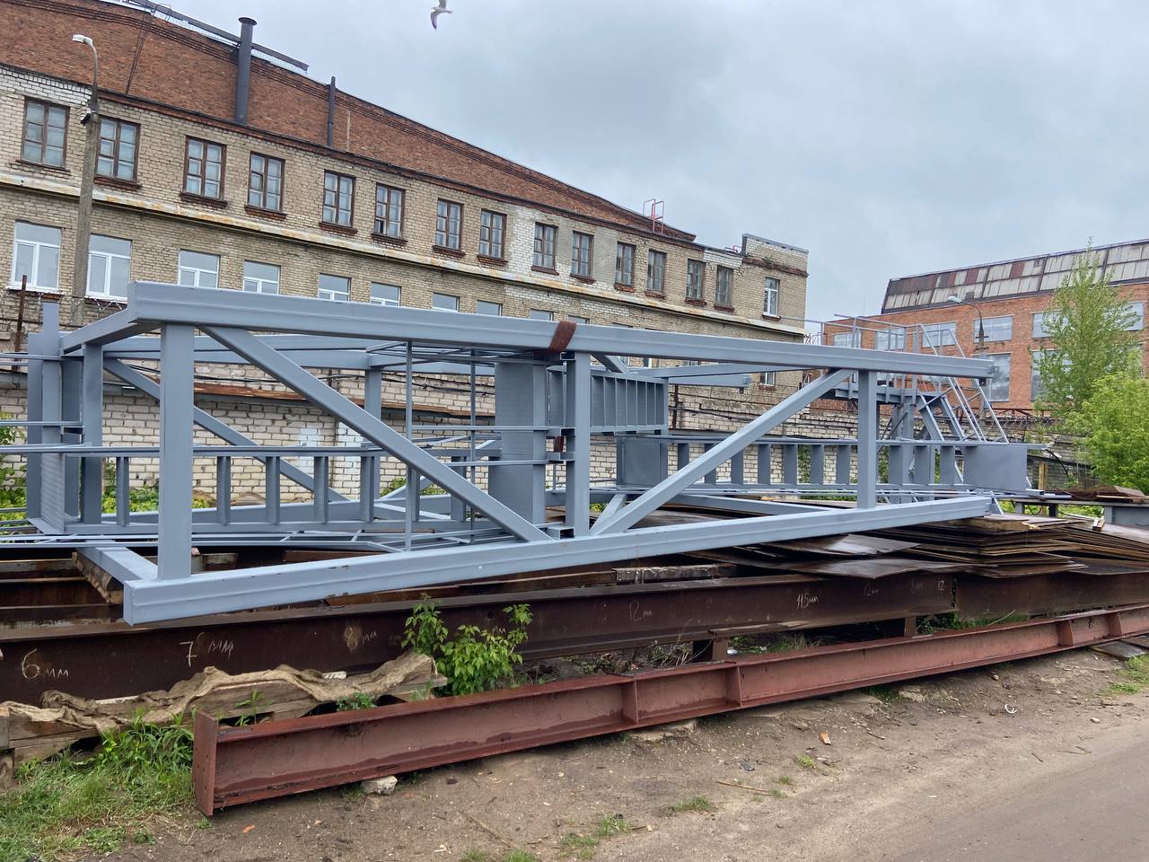 Металлоконструкции: что это такое, виды, области применения и преимущества