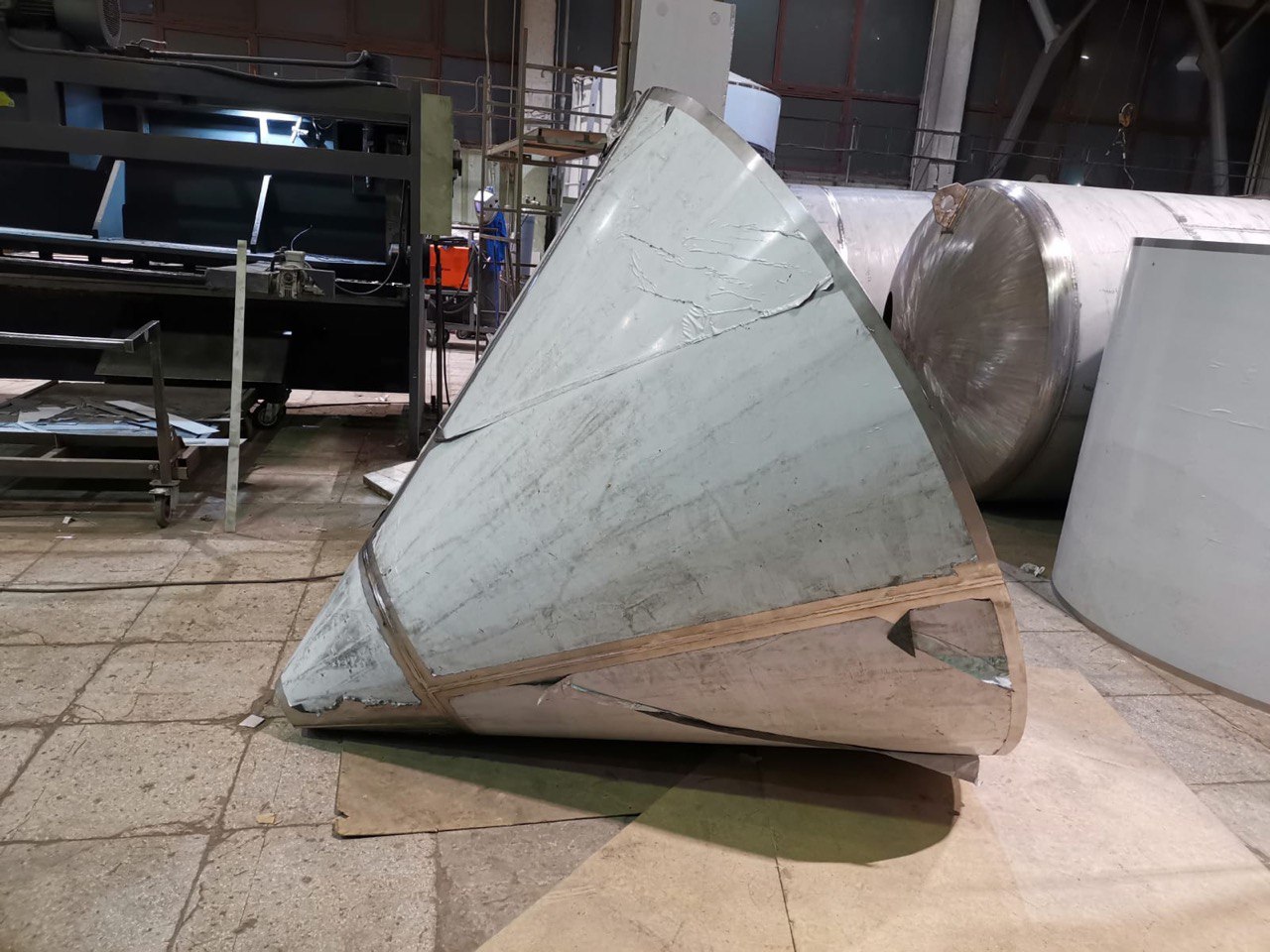 Как изготавливают конусы из листового металла: технология вальцовки и развертка