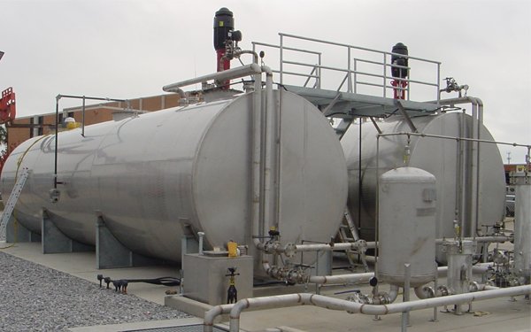 Емкости под избыточным давлением и вакуумом