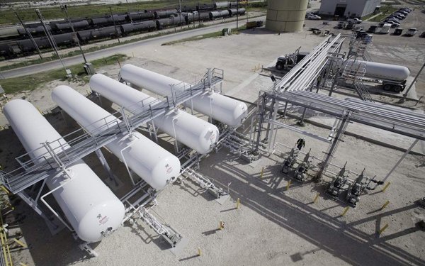 Услуги регазификации и хранения СПГ | Станции и системы АЭК-СПГ