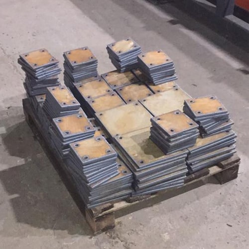 Металлическая пластина 200х200х10 мм