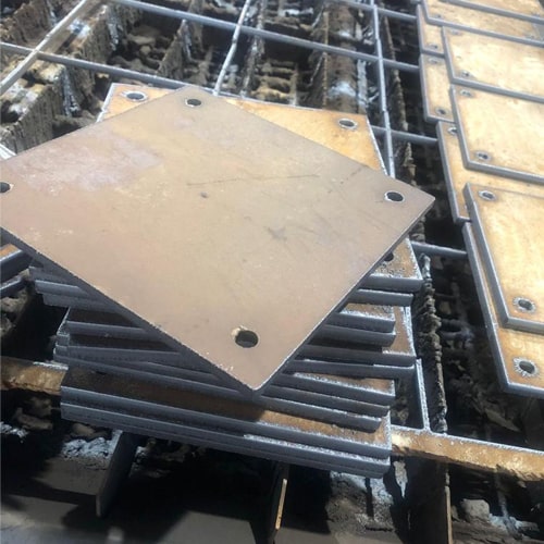 Металлическая пластина 200х200х12 мм