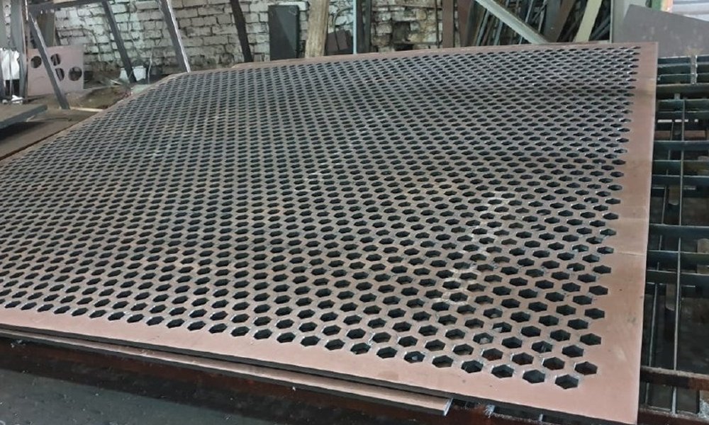 Перфорированные плиты (плиты хардокс)