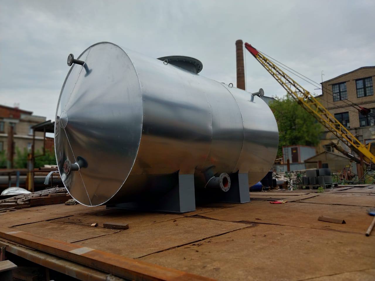 Бак конденсатный для НЗНП - 10 м3